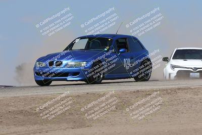 media/Oct-04-2025-OnGrid (Sat) [[44bd565ffa]]/Yellow Group/Grapevine/